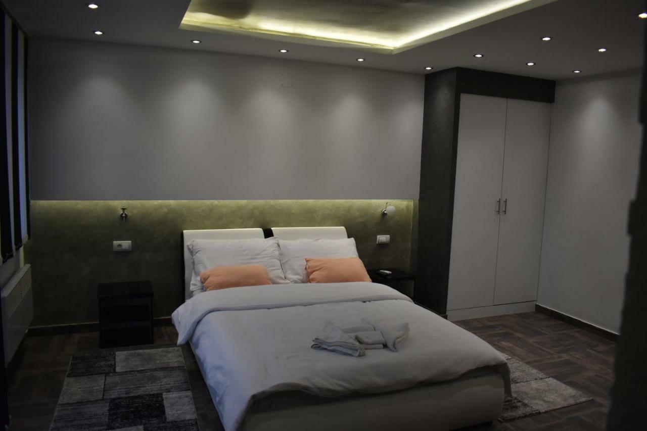 De Lux Apartment Maki บันยาลูกา ภายนอก รูปภาพ